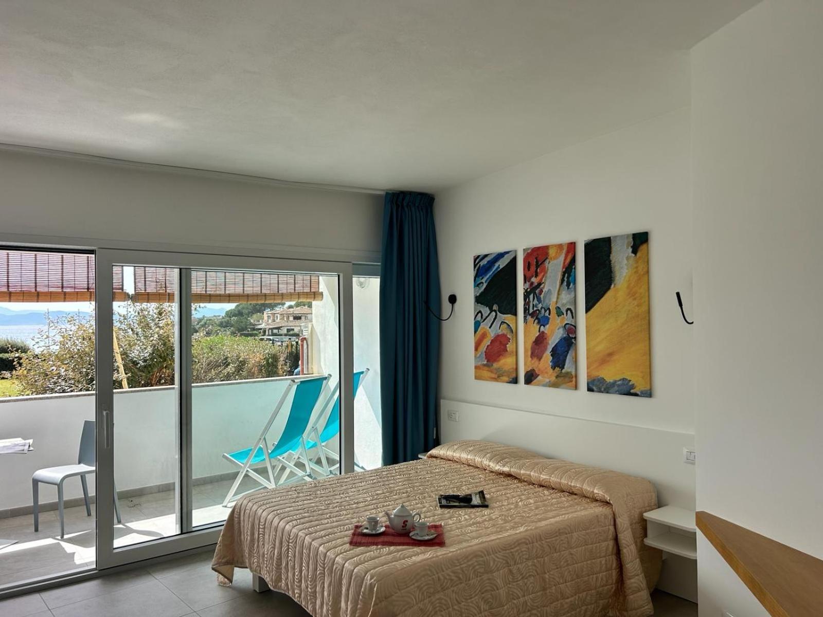 Rooms, Affittacamere Maksim Golfo Aranci Exterior foto
