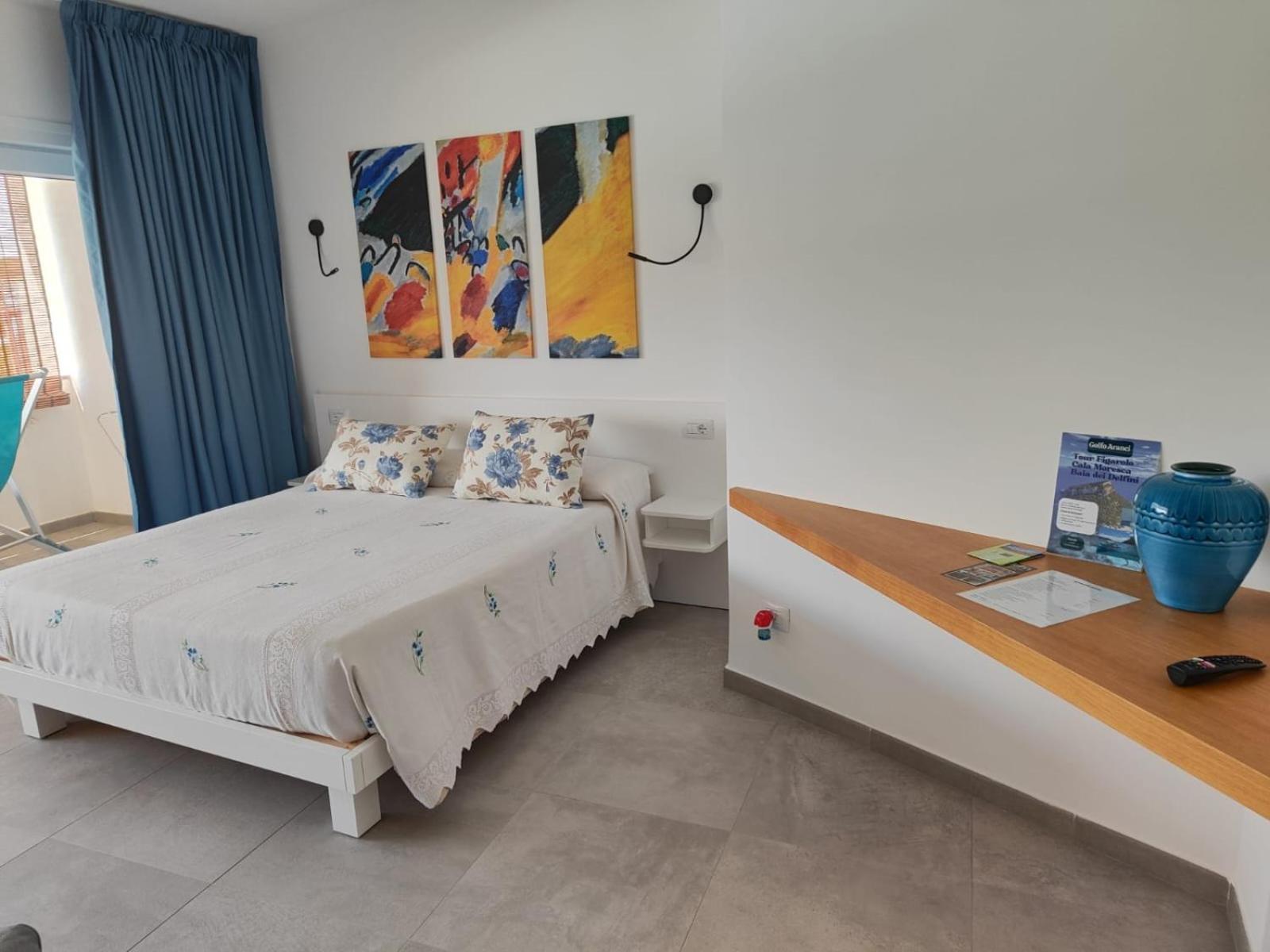 Rooms, Affittacamere Maksim Golfo Aranci Exterior foto